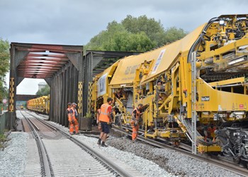 Streckensanierung im Rekordtempo erfolgreich abgeschlossen - DE Streckensanierung im Rekordtempo erfolgreich abgeschlossen - DE